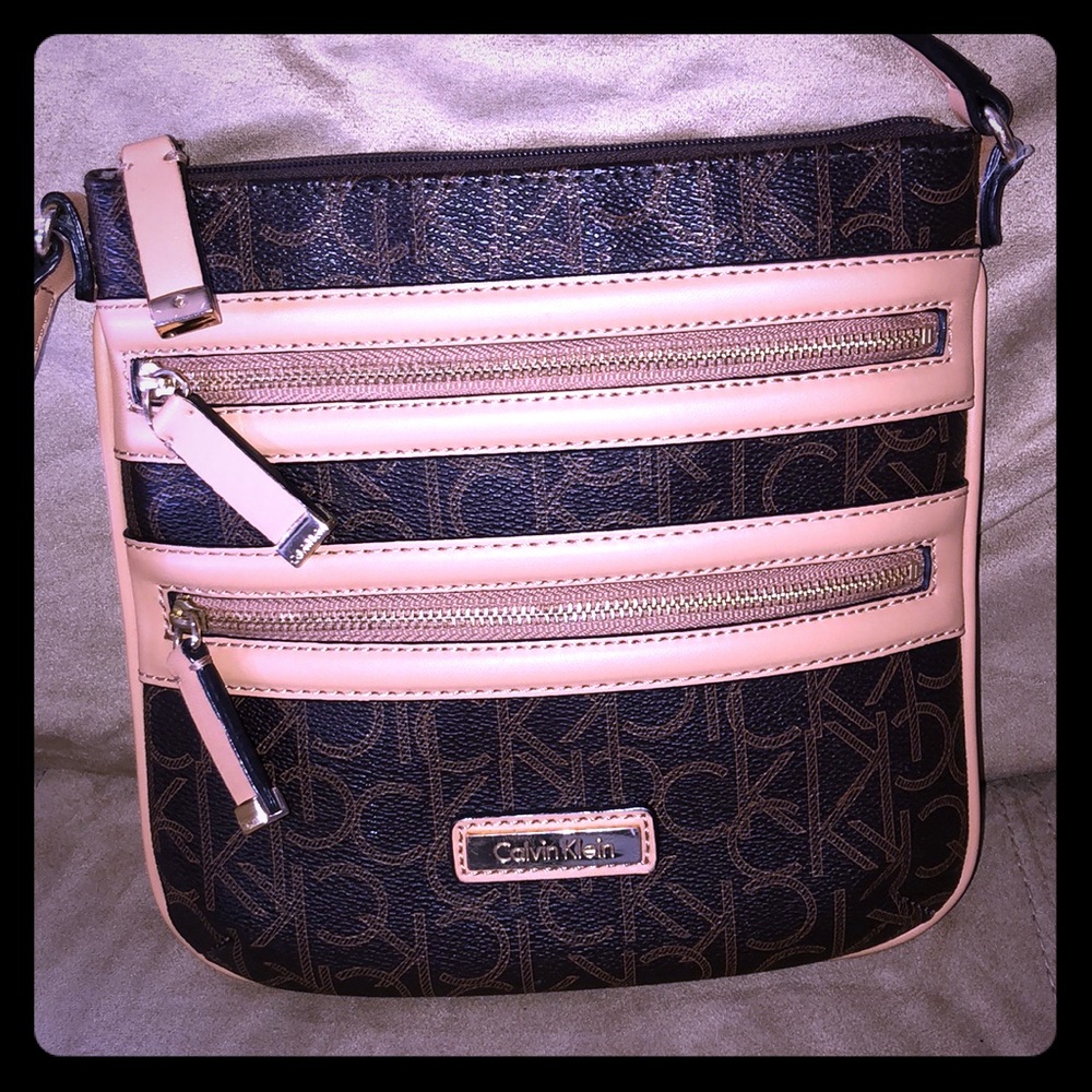 Calvin Klein Crossbody
